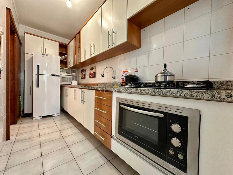 apartamento dois dormitórios, banho social e de frente sem box : 4ª foto da galeria de imagens do imóvel