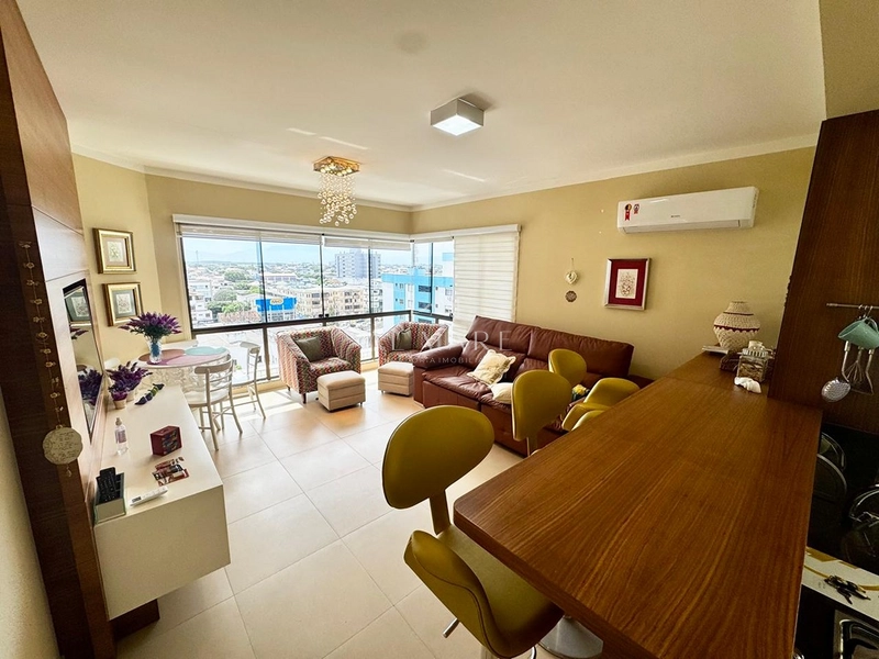 Apartamento 2 dormitorios no centro: 12ª foto da galeria de imagens do imóvel