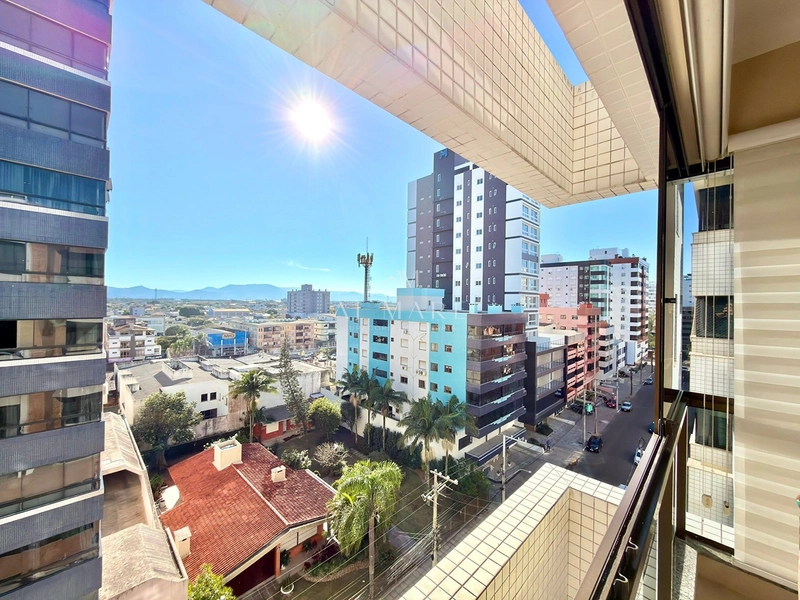 Apartamento 2 dormitorios no centro: 5ª foto da galeria de imagens do imóvel