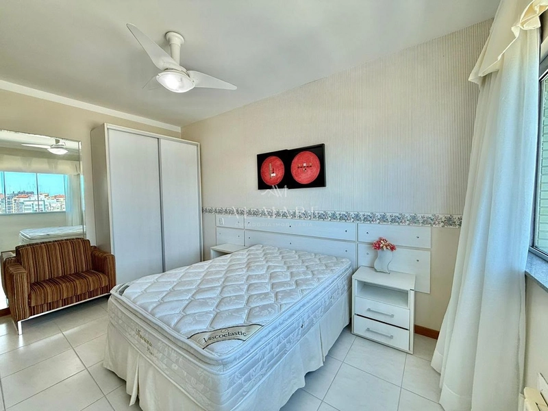 Apartamento na avenida: 3ª foto da galeria de imagens do imóvel