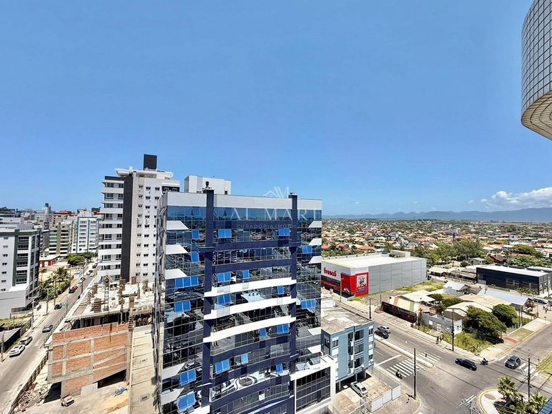 Apartamento na avenida: 8ª foto da galeria de imagens do imóvel