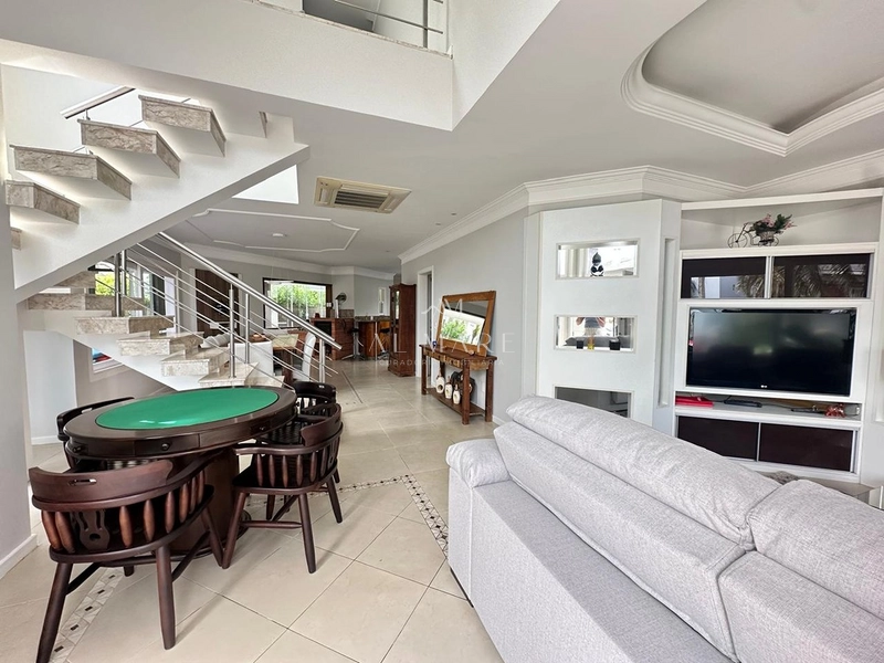 Casa com spa: 9ª foto da galeria de imagens do imóvel