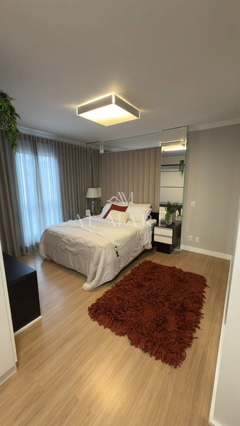 Apartamento de frente com três dormitórios sendo um suíte com automação nas cortinas e vaga de garagem : 15ª foto da galeria de imagens do imóvel