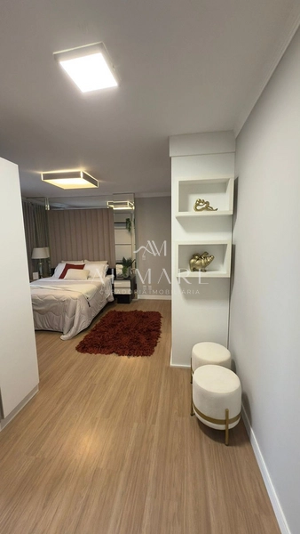 Apartamento de frente com três dormitórios sendo um suíte com automação nas cortinas e vaga de garagem : 12ª foto da galeria de imagens do imóvel