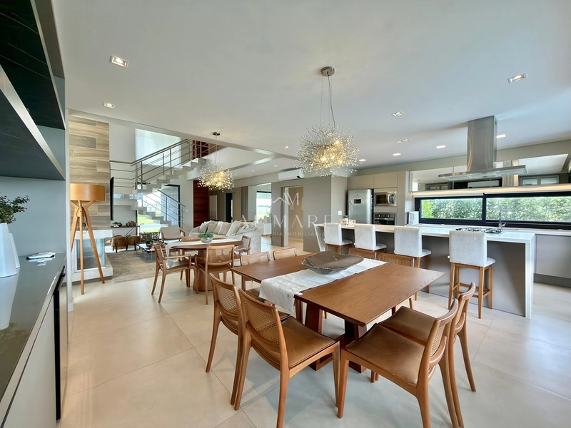 Sobrado Beira Lago: 16ª foto da galeria de imagens do imóvel