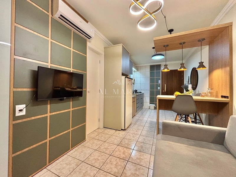 Apartamento de um dormtório com vaga de garagem a duas quadras do mar : 9ª foto da galeria de imagens do imóvel