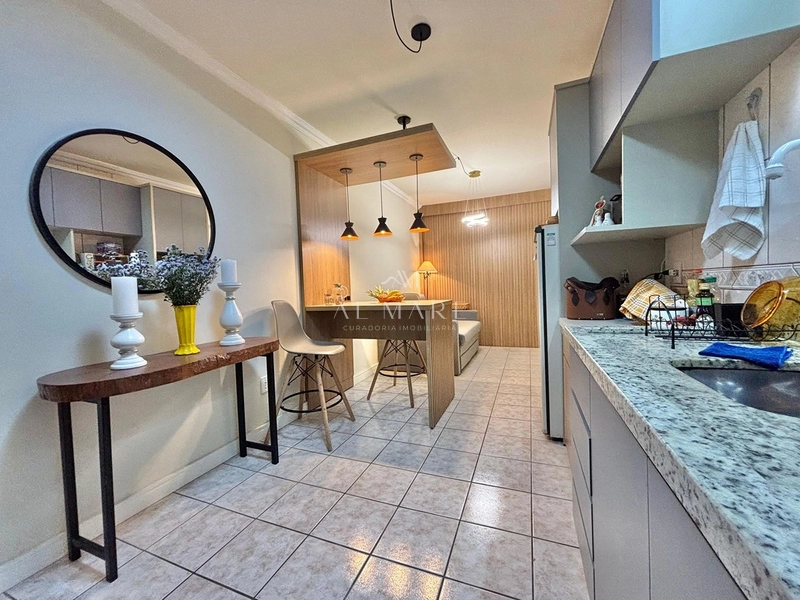 Apartamento de um dormtório com vaga de garagem a duas quadras do mar : 12ª foto da galeria de imagens do imóvel