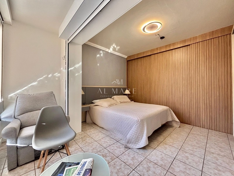 Apartamento de um dormtório com vaga de garagem a duas quadras do mar : 11ª foto da galeria de imagens do imóvel