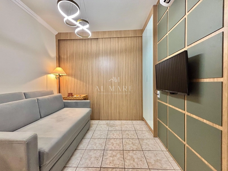 Apartamento de um dormtório com vaga de garagem a duas quadras do mar : 4ª foto da galeria de imagens do imóvel