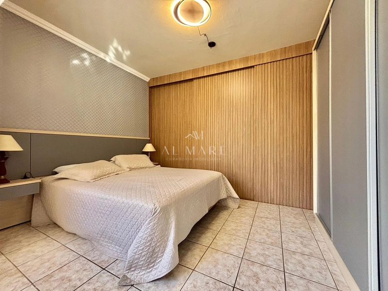 Apartamento de um dormtório com vaga de garagem a duas quadras do mar : 10ª foto da galeria de imagens do imóvel