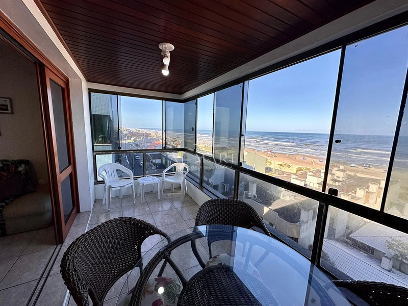 apartamento vista mar eterna com quatro dormitórios sendo uma suíte e duas vagas de garagem : 9ª foto da galeria de imagens do imóvel