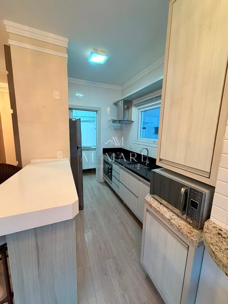 Apartamento de frente para a avenida: 8ª foto da galeria de imagens do imóvel
