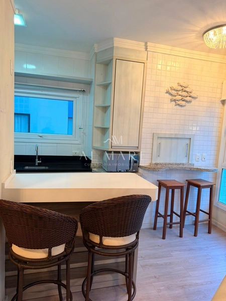 Apartamento de frente para a avenida: 7ª foto da galeria de imagens do imóvel