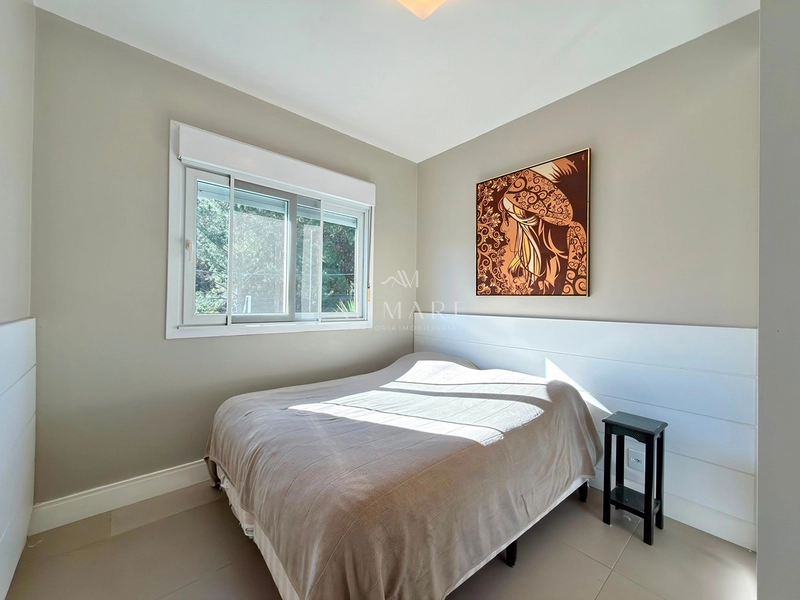 Casa em condomínio com quadro suítes, sendo uma master com closet: 37ª foto da galeria de imagens do imóvel