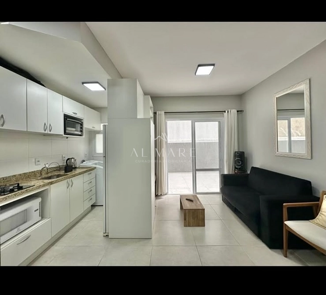 apartamento com sacada sendo um dormitório e vaga de garagem : 17ª foto da galeria de imagens do imóvel