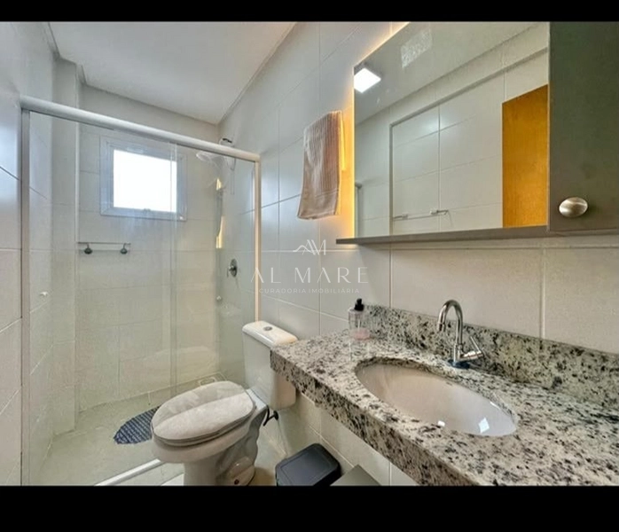 apartamento com sacada sendo um dormitório e vaga de garagem : 16ª foto da galeria de imagens do imóvel
