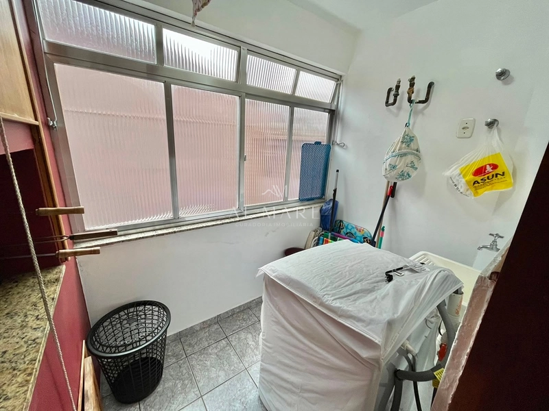 Apartamento na avenida com vista para o mar: 18ª foto da galeria de imagens do imóvel