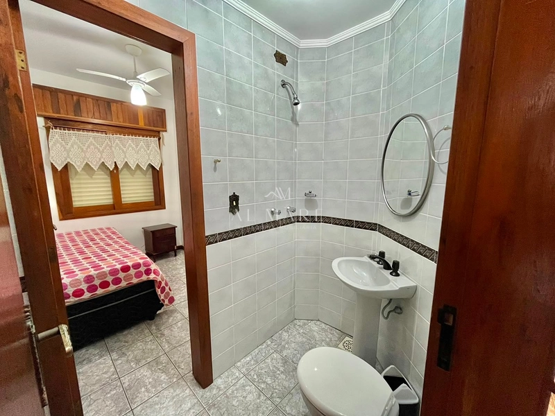 Apartamento na avenida com vista para o mar: 15ª foto da galeria de imagens do imóvel
