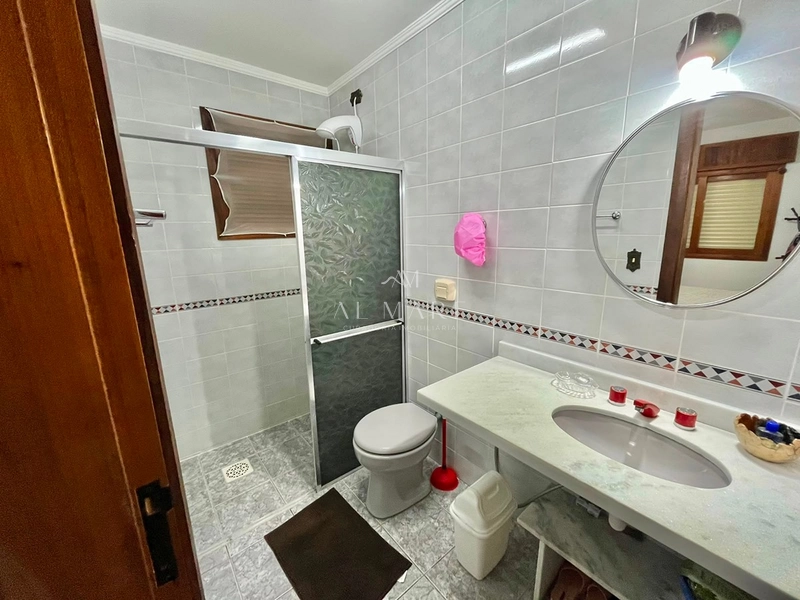 Apartamento na avenida com vista para o mar: 28ª foto da galeria de imagens do imóvel