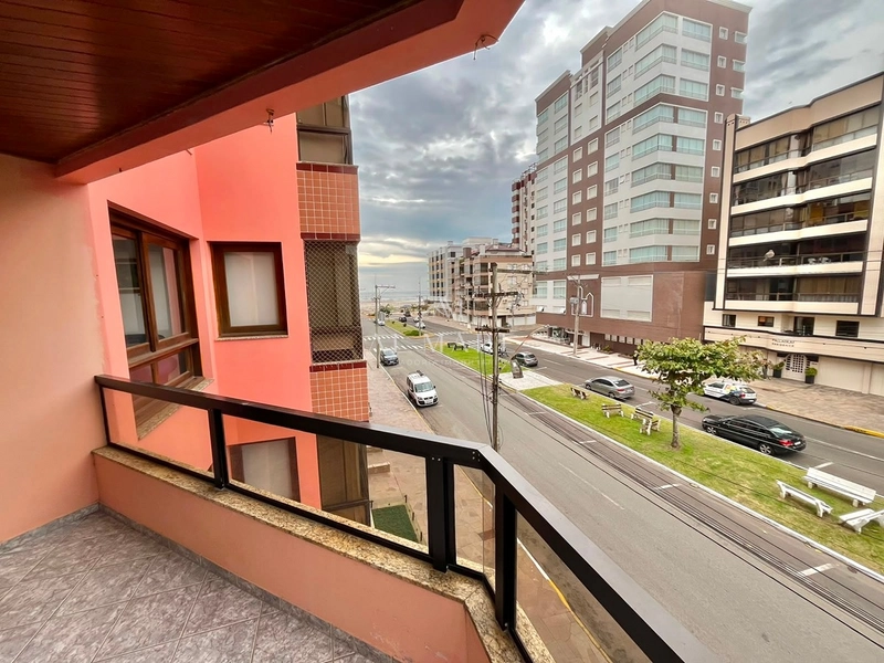Apartamento na avenida com vista para o mar: 55ª foto da galeria de imagens do imóvel