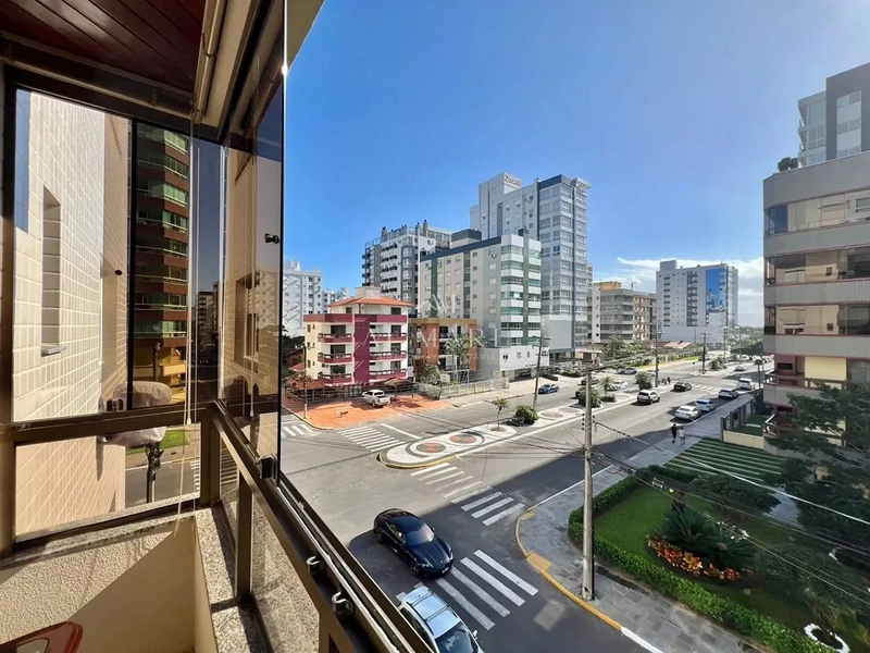 apartamento três dormitórios sendo duas suítes com duas vagas de garagem e apenas duas quadras do mar : 19ª foto da galeria de imagens do imóvel