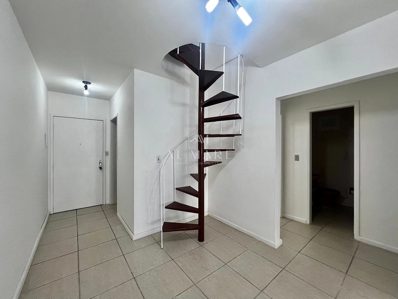 apartamento duplex cobertura com três dormitórios sendo uma suíte e vaga de garagem: 5ª foto da galeria de imagens do imóvel