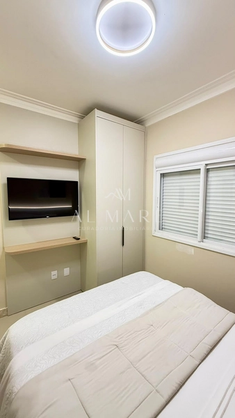 Apartamento de frente pra praça dois dormitórios de frente mobiliado e decorado com infra: 5ª foto da galeria de imagens do imóvel