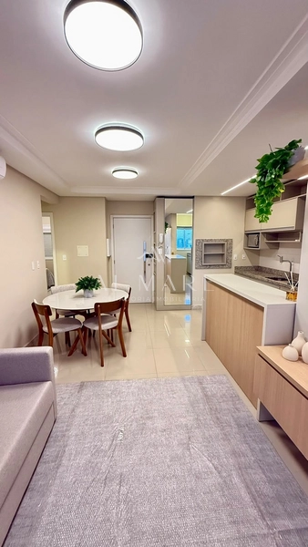 Apartamento de frente pra praça dois dormitórios de frente mobiliado e decorado com infra: 4ª foto da galeria de imagens do imóvel