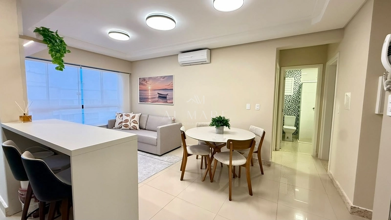 Apartamento de frente pra praça dois dormitórios de frente mobiliado e decorado com infra: 3ª foto da galeria de imagens do imóvel