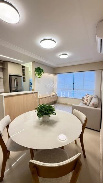 Apartamento de frente pra praça dois dormitórios de frente mobiliado e decorado com infra: 11ª foto da galeria de imagens do imóvel