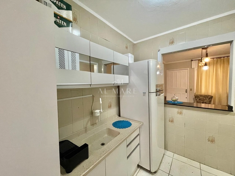 Apartamento de um dormitório finamente mobiliado : 8ª foto da galeria de imagens do imóvel