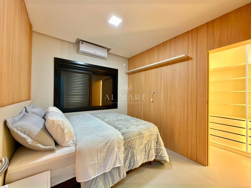    Casa em Bairro com vista mar e tem 3 três suítes e banheira hidro: 15ª foto da galeria de imagens do imóvel