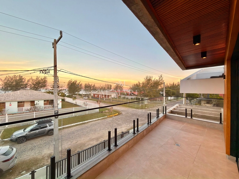    Casa em Bairro com vista mar e tem 3 três suítes e banheira hidro: 32ª foto da galeria de imagens do imóvel
