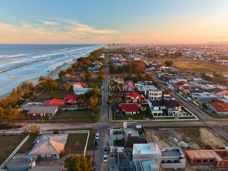    Casa em Bairro com vista mar e tem 3 três suítes e banheira hidro: 44ª foto da galeria de imagens do imóvel