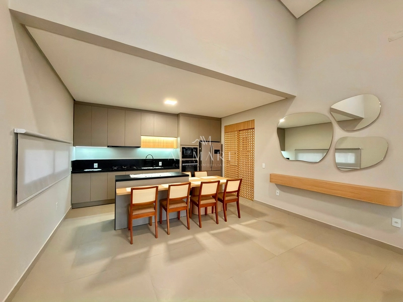    Casa em Bairro com vista mar e tem 3 três suítes e banheira hidro: 6ª foto da galeria de imagens do imóvel