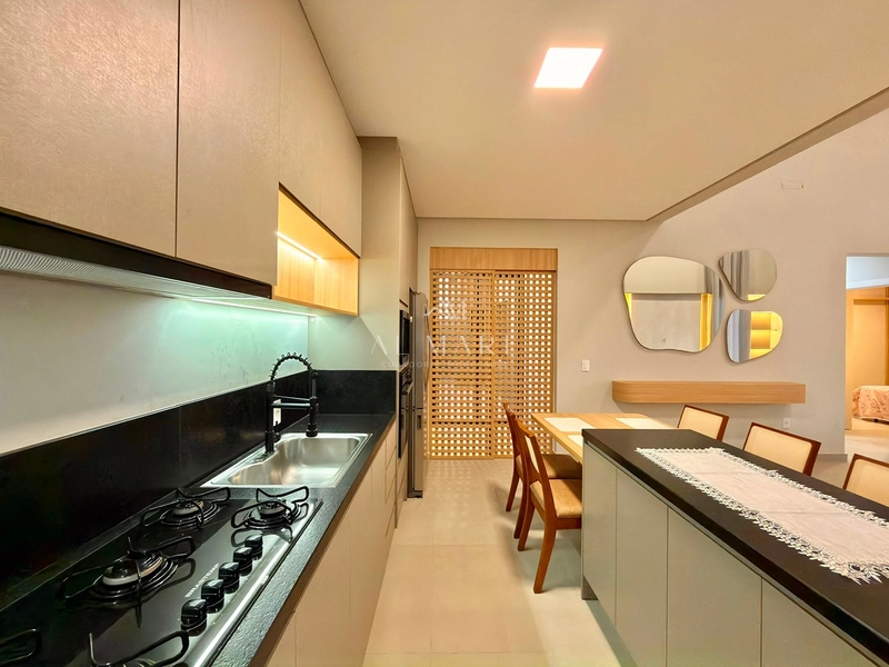    Casa em Bairro com vista mar e tem 3 três suítes e banheira hidro: 12ª foto da galeria de imagens do imóvel