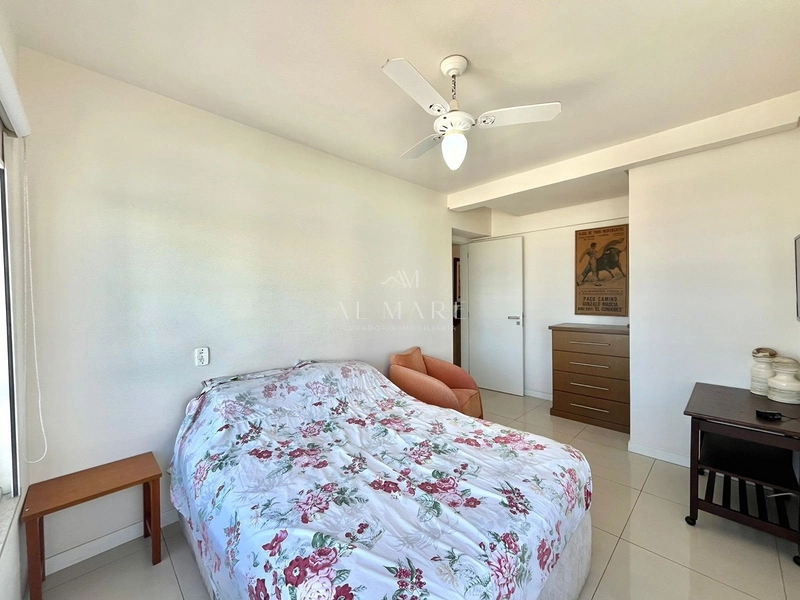 apartamento vistar mar camarote para o mar com três dormitórios meia quadra do mar : 14ª foto da galeria de imagens do imóvel