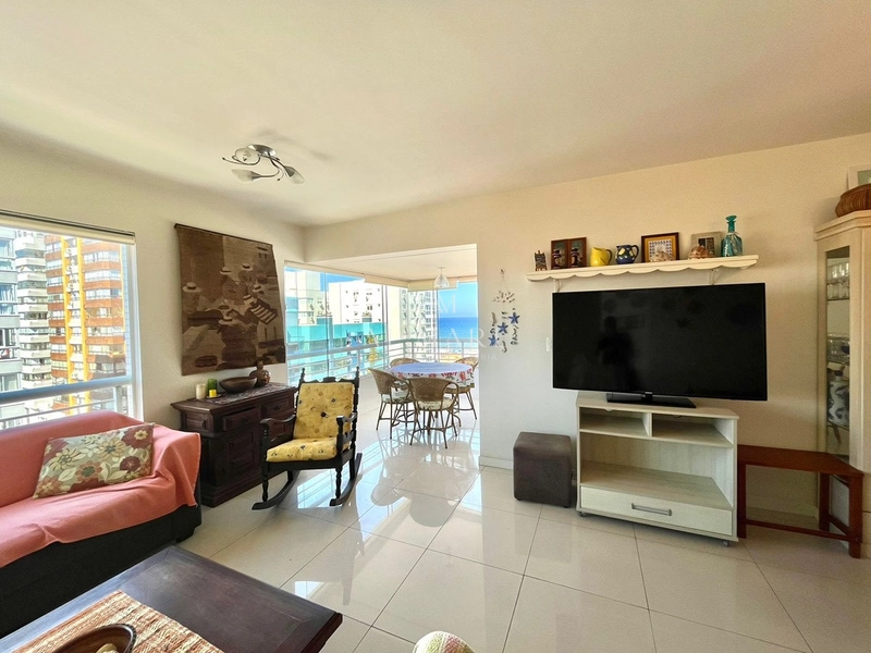 apartamento vistar mar camarote para o mar com três dormitórios meia quadra do mar : 3ª foto da galeria de imagens do imóvel