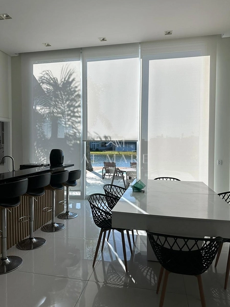 Casa em condominio a beira lago : 13ª foto da galeria de imagens do imóvel