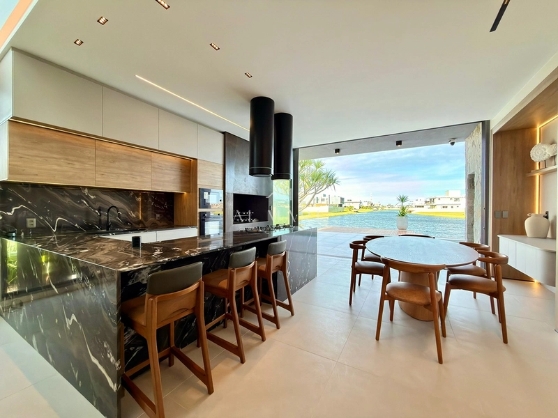 Sobrado beira lago: 17ª foto da galeria de imagens do imóvel