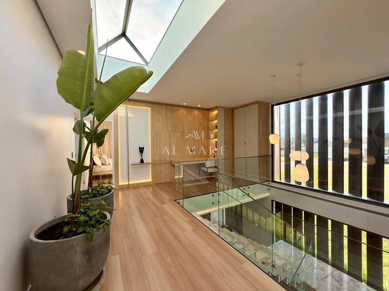 Sobrado beira lago: 9ª foto da galeria de imagens do imóvel