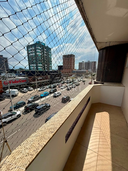 Apartamento mobiliado e decorado com um dormitório na avenida principal do litoral : 12ª foto da galeria de imagens do imóvel