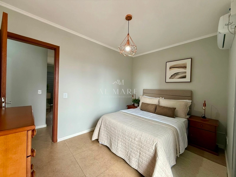 Apartamento mobiliado e decorado com um dormitório na avenida principal do litoral : 14ª foto da galeria de imagens do imóvel