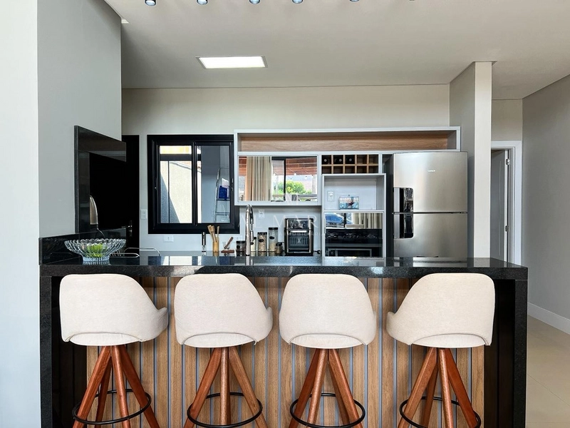 Casa térrea três dormitórios sendo um suíte e vaga de garagem : 25ª foto da galeria de imagens do imóvel