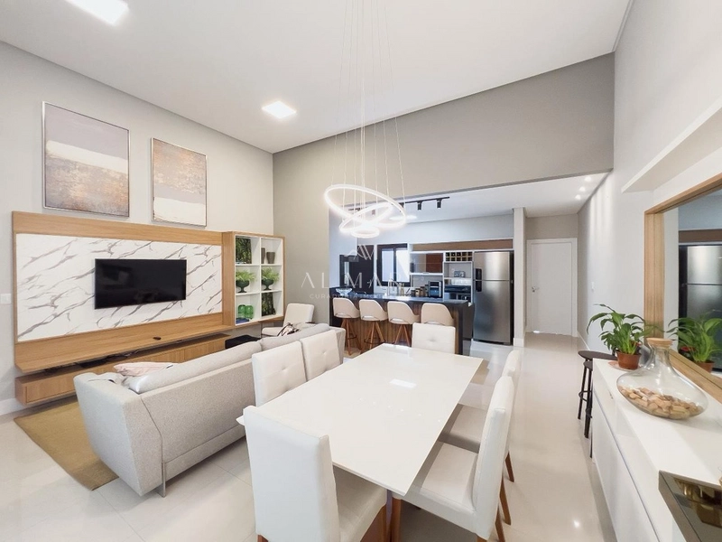 Casa térrea três dormitórios sendo um suíte e vaga de garagem : 16ª foto da galeria de imagens do imóvel