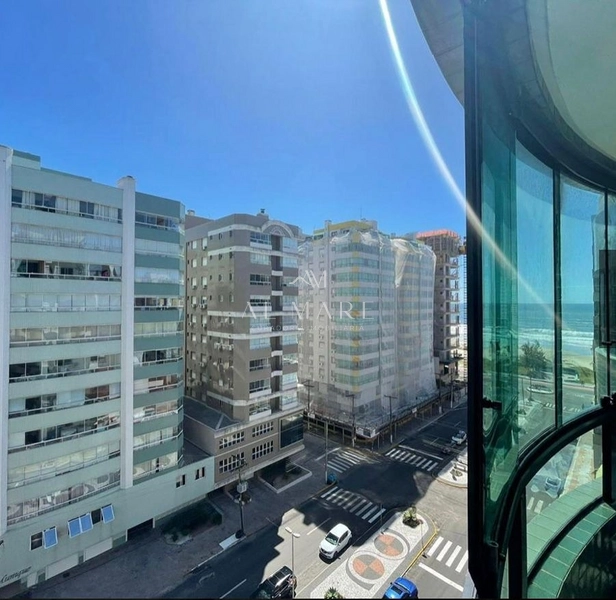 Apartamento de frente para a avenida: 7ª foto da galeria de imagens do imóvel