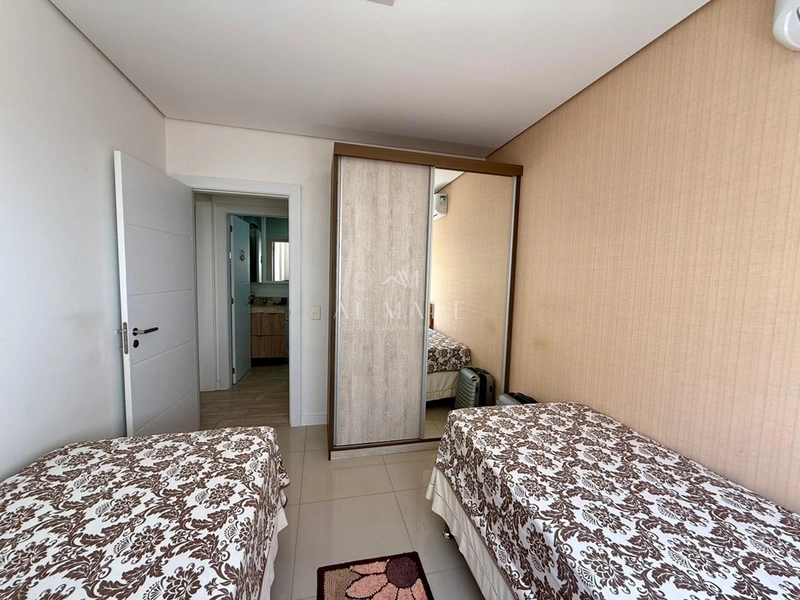 Apartamento com terraço com dois dormitórios e uma suíte mobiliado e vaga de garagem : 9ª foto da galeria de imagens do imóvel