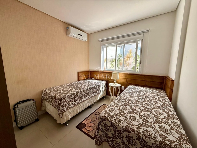 Apartamento com terraço com dois dormitórios e uma suíte mobiliado e vaga de garagem : 5ª foto da galeria de imagens do imóvel