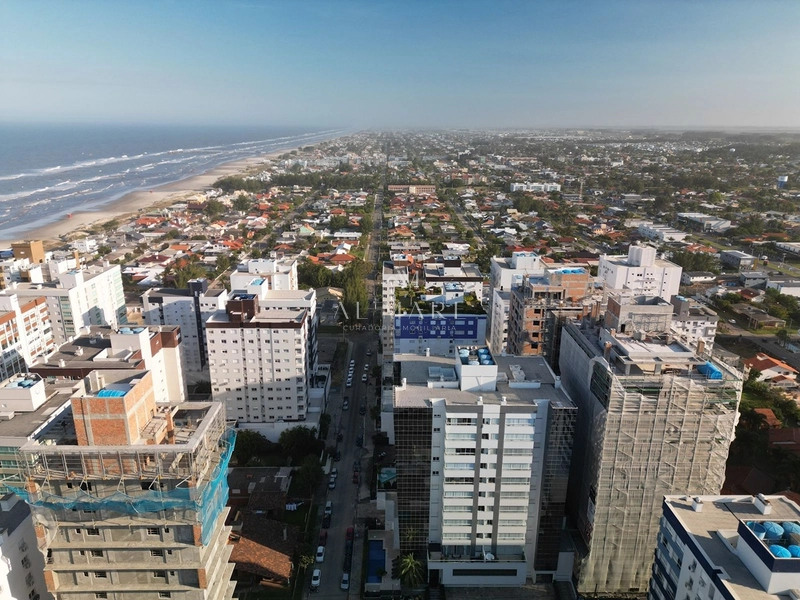 Apartamento três suítes com dois box na Navegantes: 3ª foto da galeria de imagens do imóvel