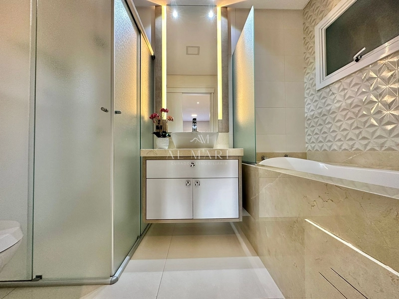 Apartamento três suítes com dois box na Navegantes: 9ª foto da galeria de imagens do imóvel
